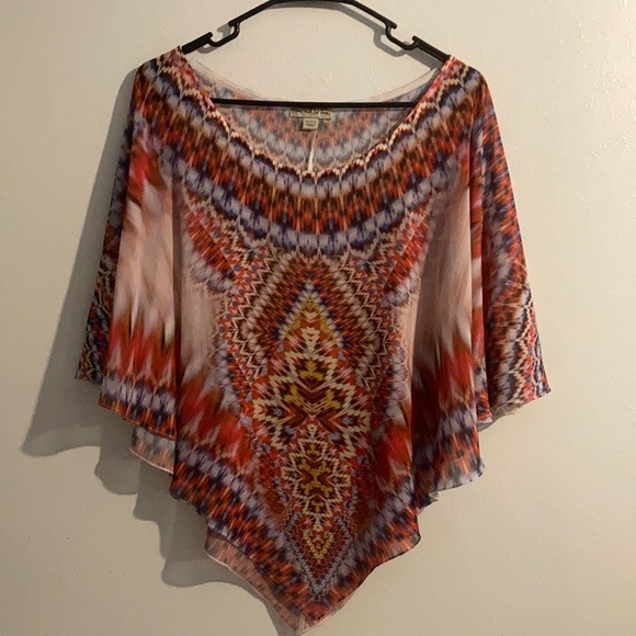 Poncho Top - Picture 1 of 7